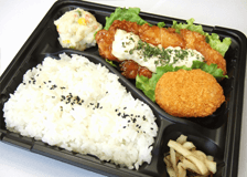 お得なお弁当　チキン南蛮弁当