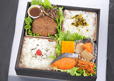 高級ハンバーグ弁当(4マス)