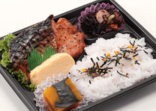 子供弁当　鯖・唐揚げ弁当